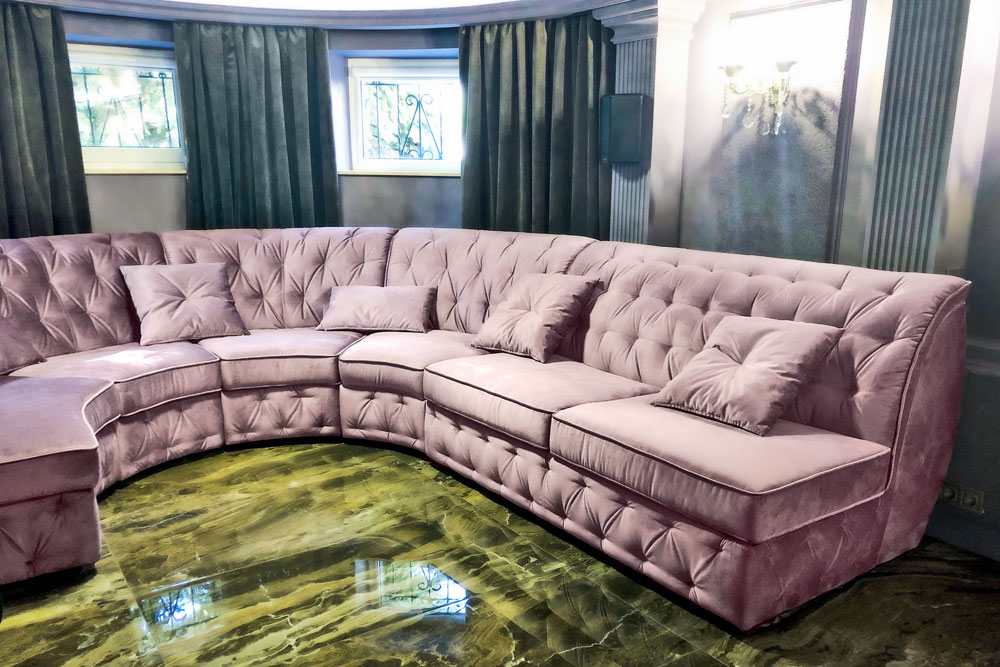 Эксклюзивный радиусный диван под заказ